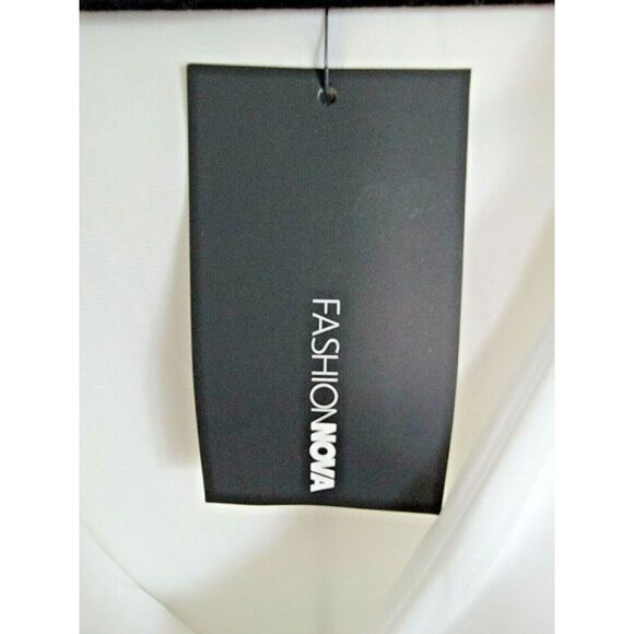 Fashion Nova Bodysuit‎ Size Small Drape Front L/S White Stretch NWT - Picture 4 of 6